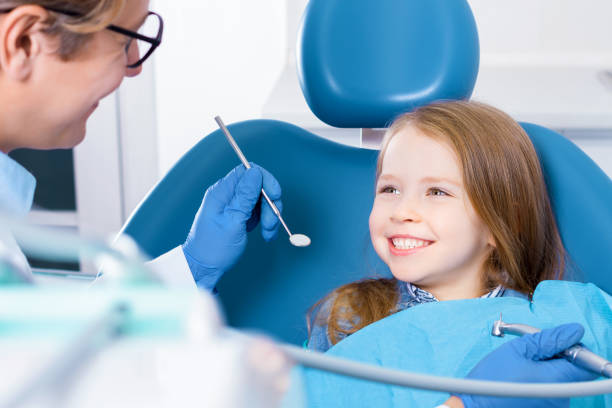 Best Tooth Extraction  in Mayflower Village, CA