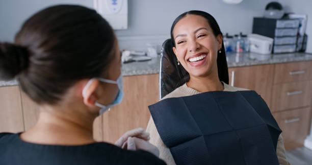 Best Emergency Dental Care  in Mayflower Village, CA
