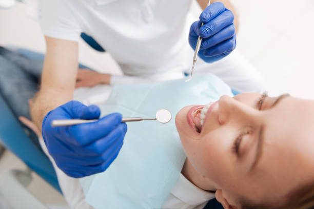 Best Emergency Dental Care  in Mayflower Village, CA
